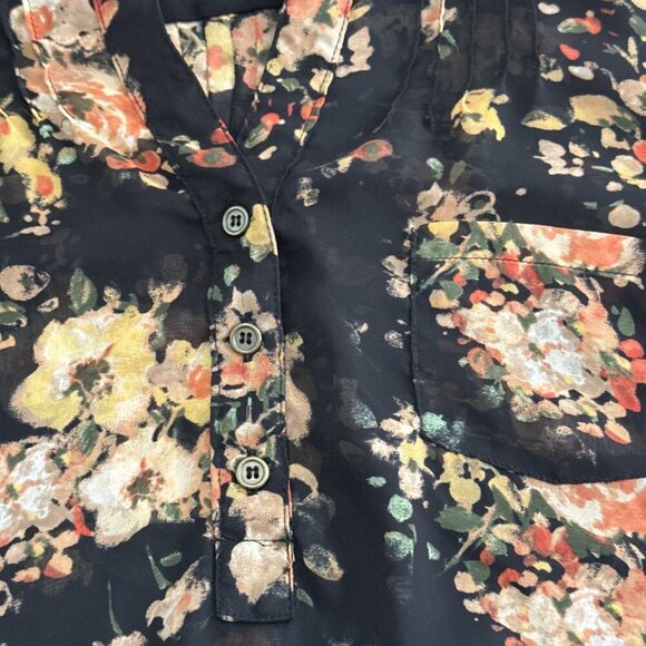 Forever 21 dark floral chiffon blouse, long sleeve sheer button front top M - Picture 3 of 9